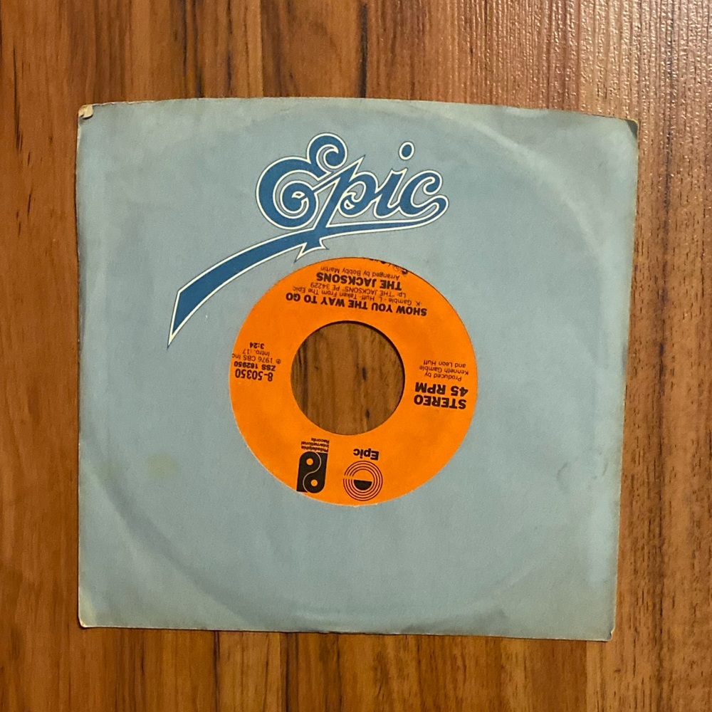 The Jacksons 45 Record “Blues Away” “Show You the Way to Go” - Picture 2 of 4